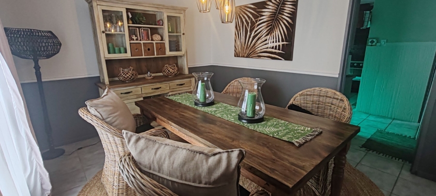 3 Bedroom Property for Sale in Heiderand Western Cape